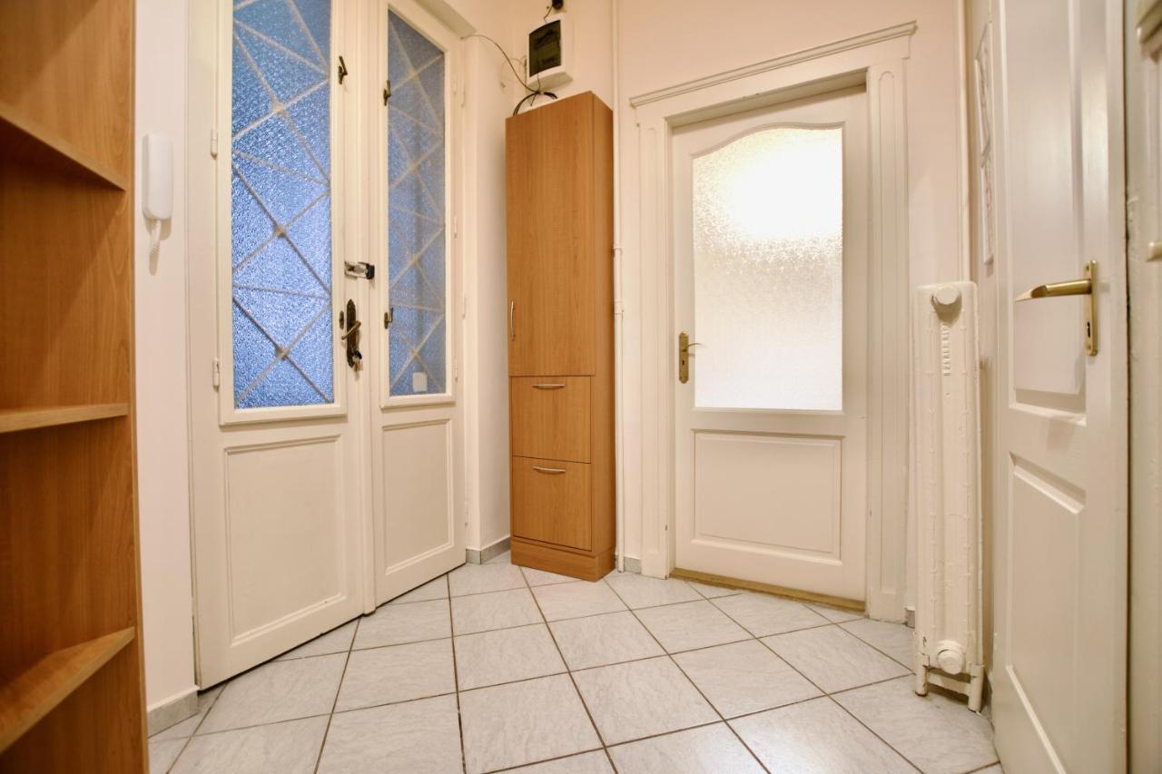 Standard By Hi5 - Dessewffy 2 Bedroom Apartment Budapest